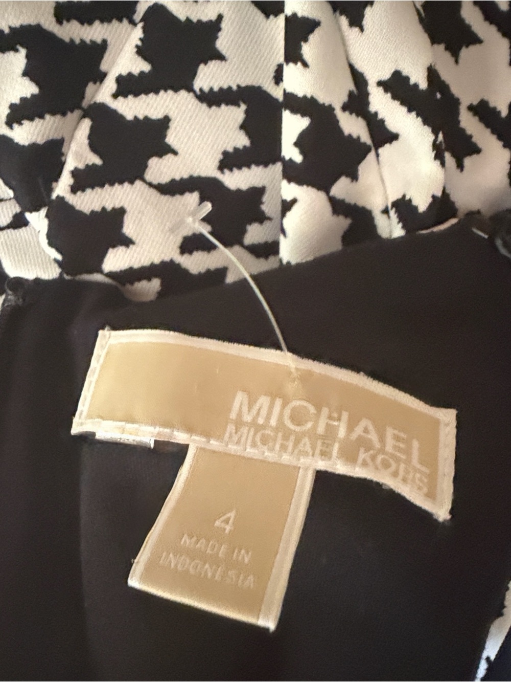 Michael Kors Classic Black & White Houndstooth Sleeveless Dress Size 4 - Picture 11 of 11